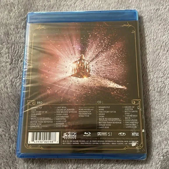 Taylor, Swift new/sealed world tour live “speak now” CD + Blu-ray New - Picture 3 of 3